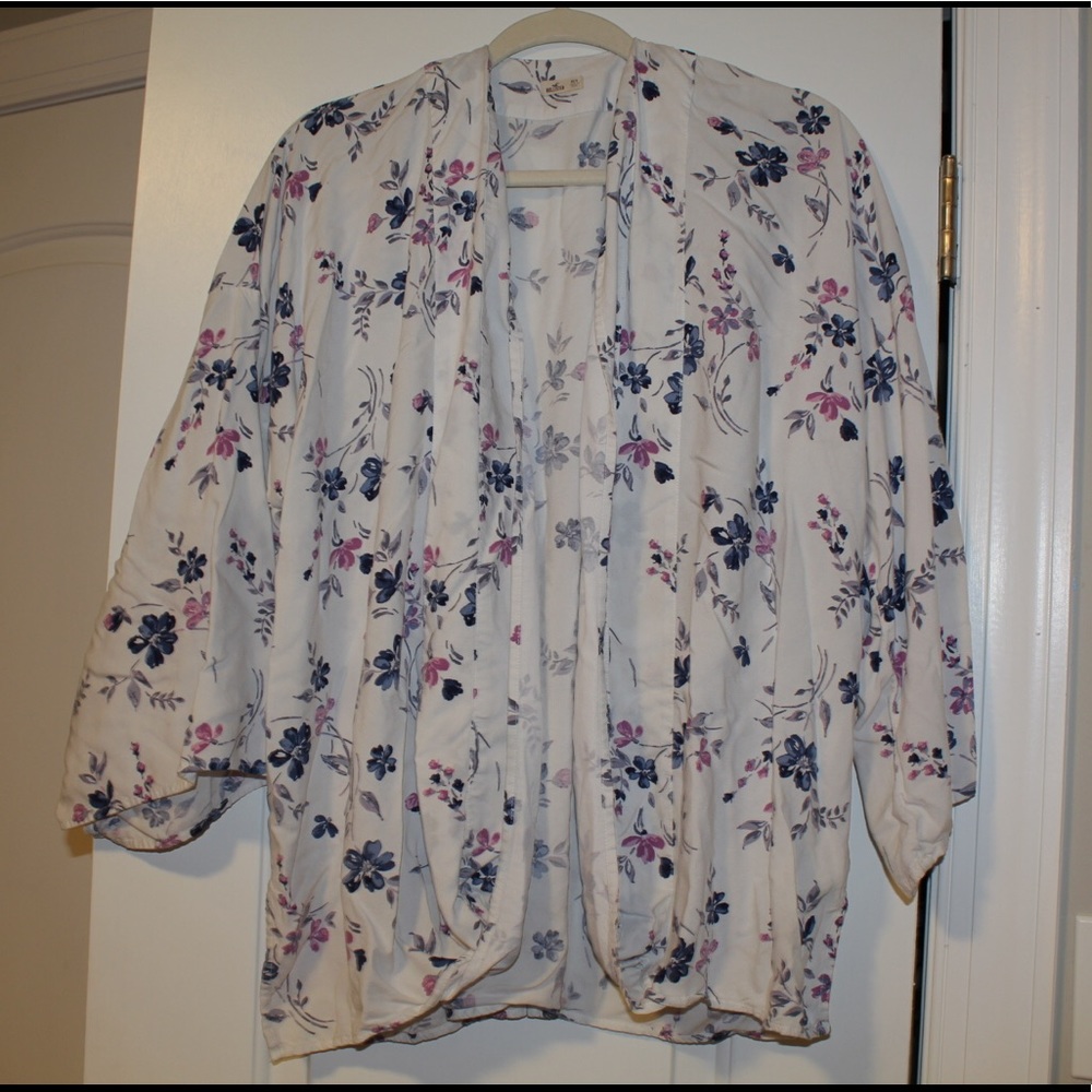 Hollister cardigan